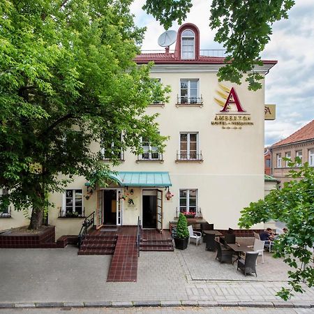 Amberton Cozy Hotel Каунас Екстер'єр фото